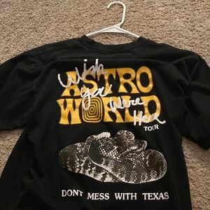 Travis Scott Astroworld Houston Exclusive T-shirt